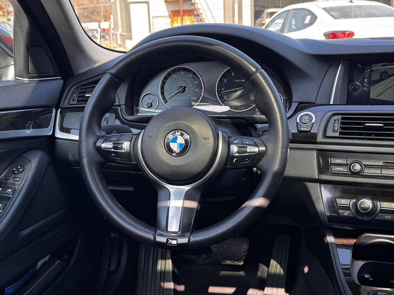 BMW 528 2014 — Миниатюра 7