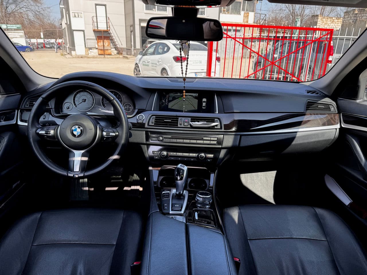 BMW 528 2014 — Миниатюра 8