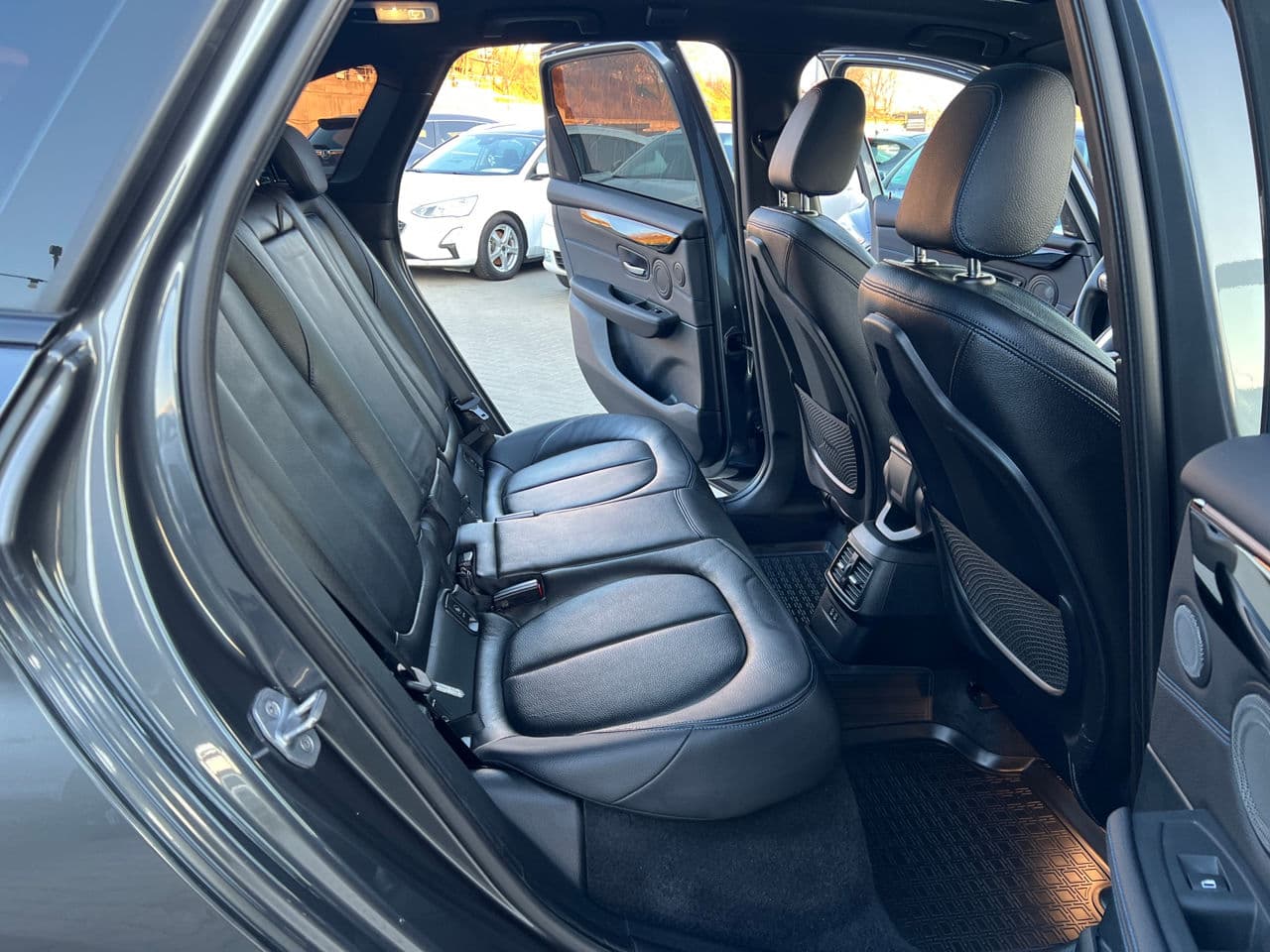 BMW 225XE 2018 — Миниатюра 16