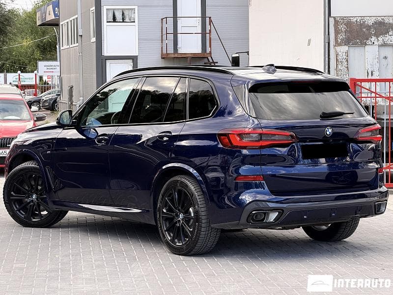 2021 BMW X5 4.5e — Miniatură 2