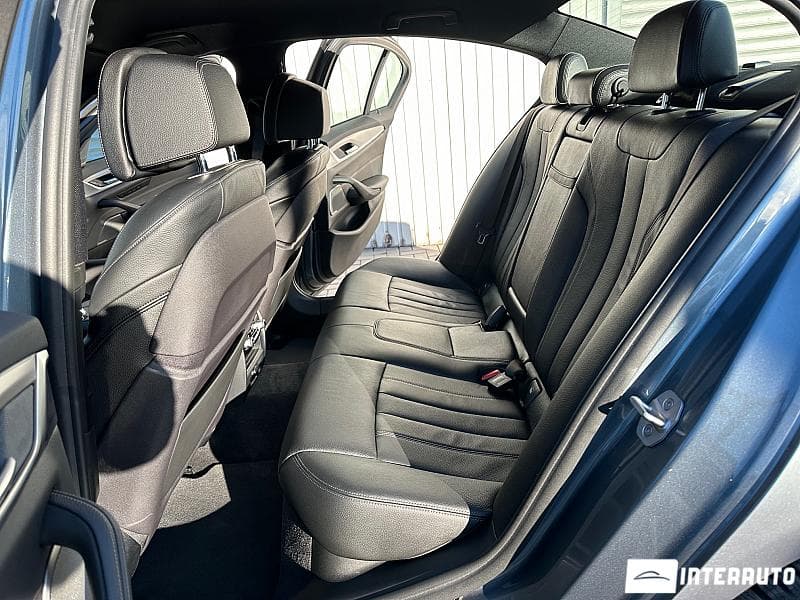 BMW 520 2017 — Миниатюра 7