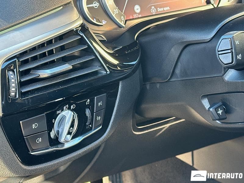 BMW 520 2017 — Миниатюра 9