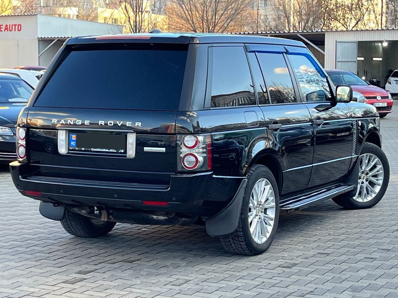 Land Rover Range Rover Vogue 2011 — Миниатюра 2