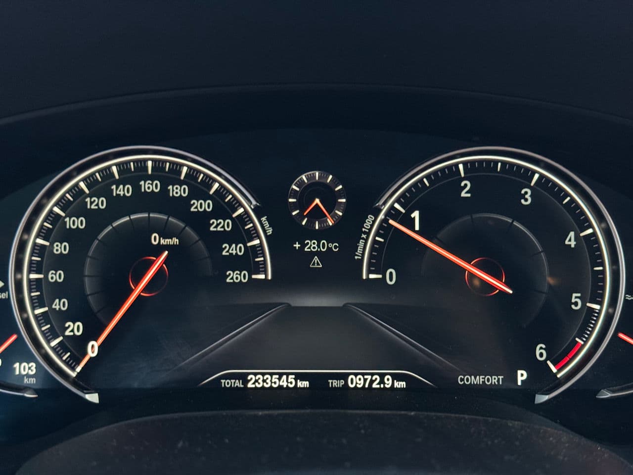 BMW 520 2017 — Миниатюра 8