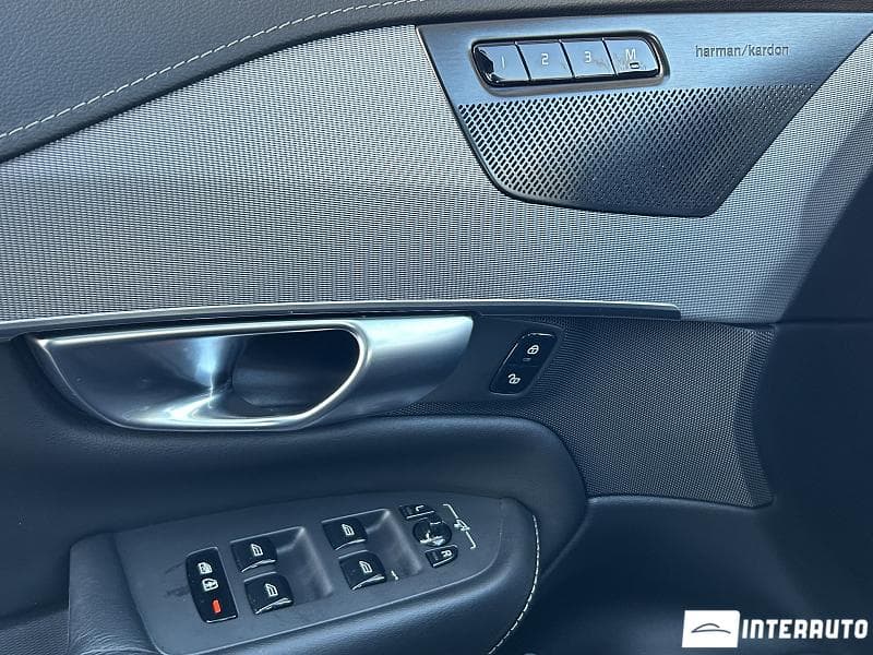 Volvo XC 90 2019 — Миниатюра 9