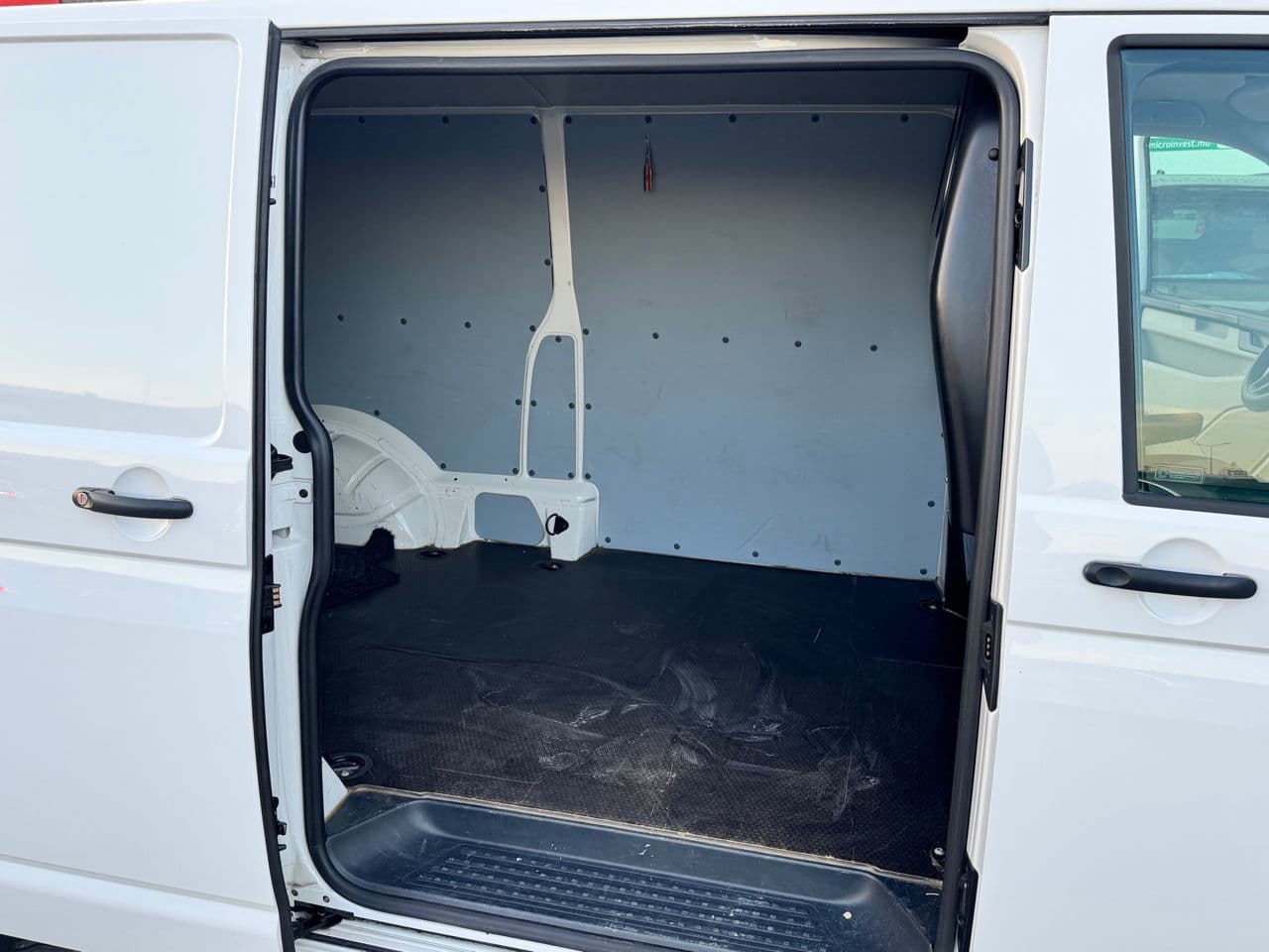 Volkswagen Transporter 2017 — Миниатюра 14