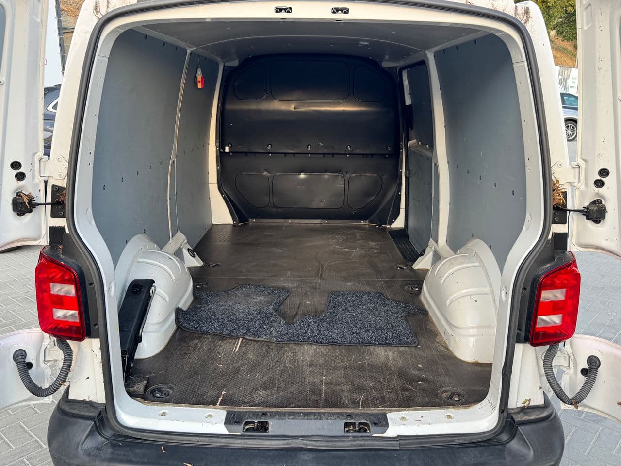 Volkswagen Transporter 2017 — Миниатюра 15
