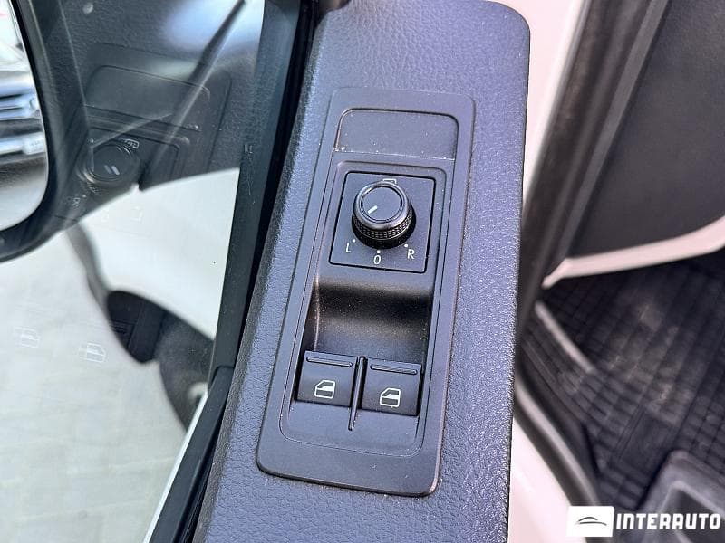 Volkswagen Transporter 2017 — Миниатюра 11