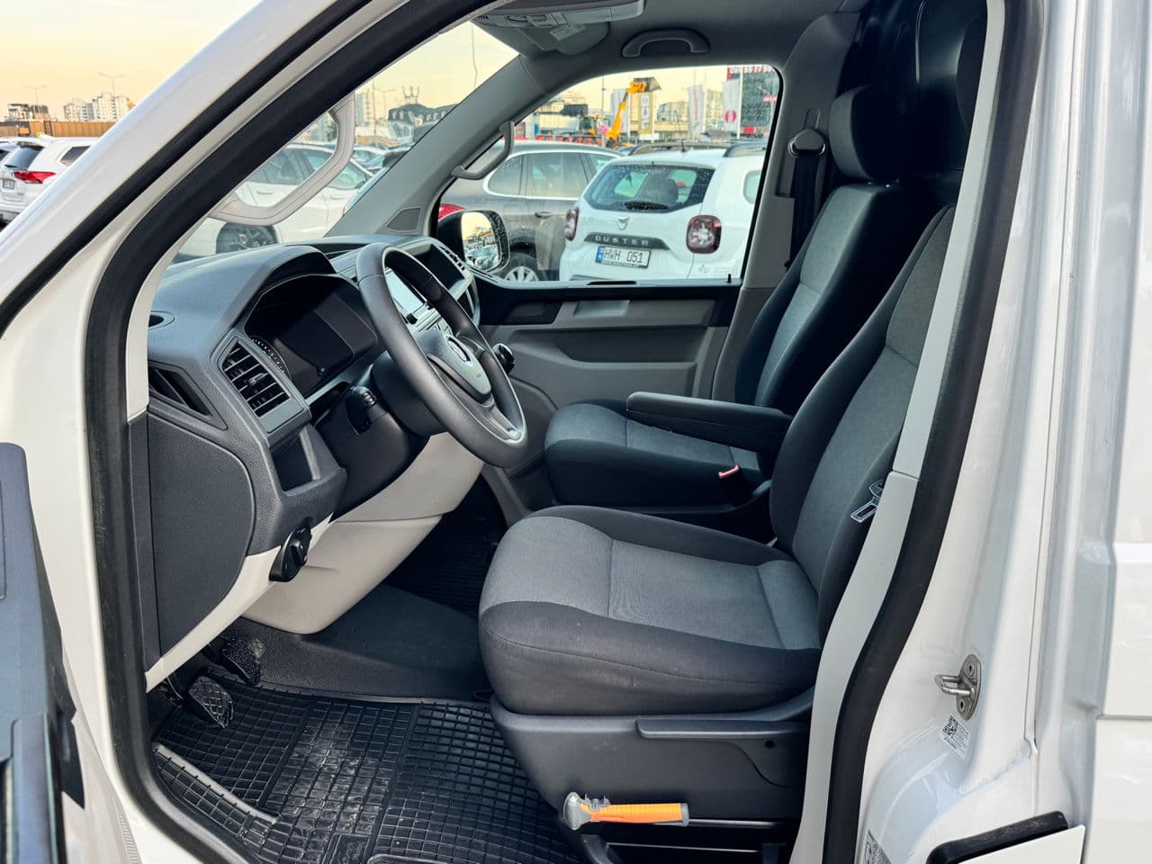 Volkswagen Transporter 2017 — Миниатюра 5