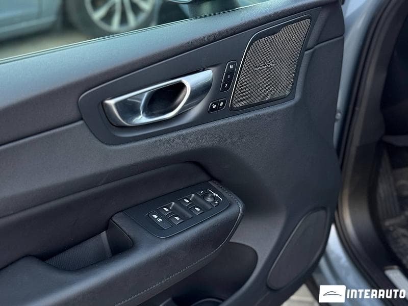 Volvo XC 60 2023 — Миниатюра 18