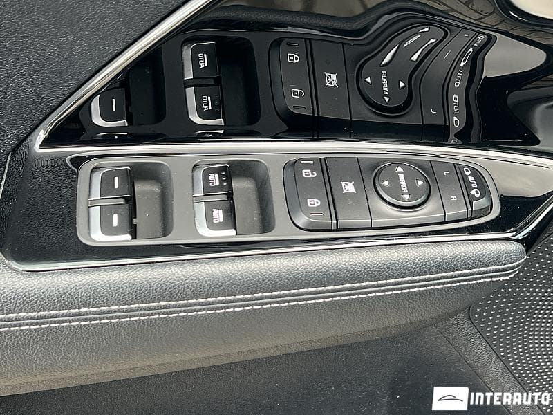 Kia Niro 2019 — Миниатюра 6
