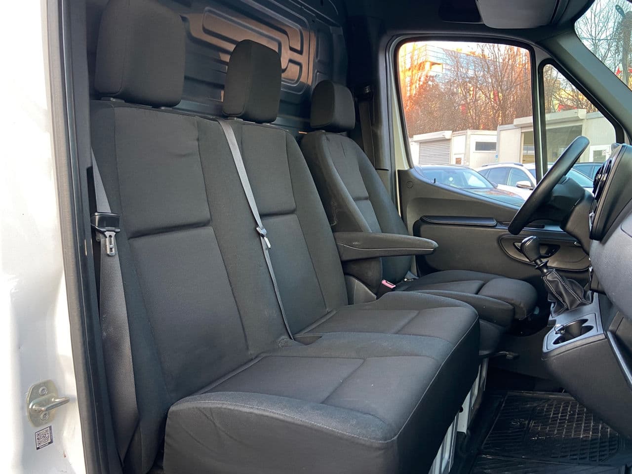 Mercedes Sprinter 2018 — Миниатюра 14