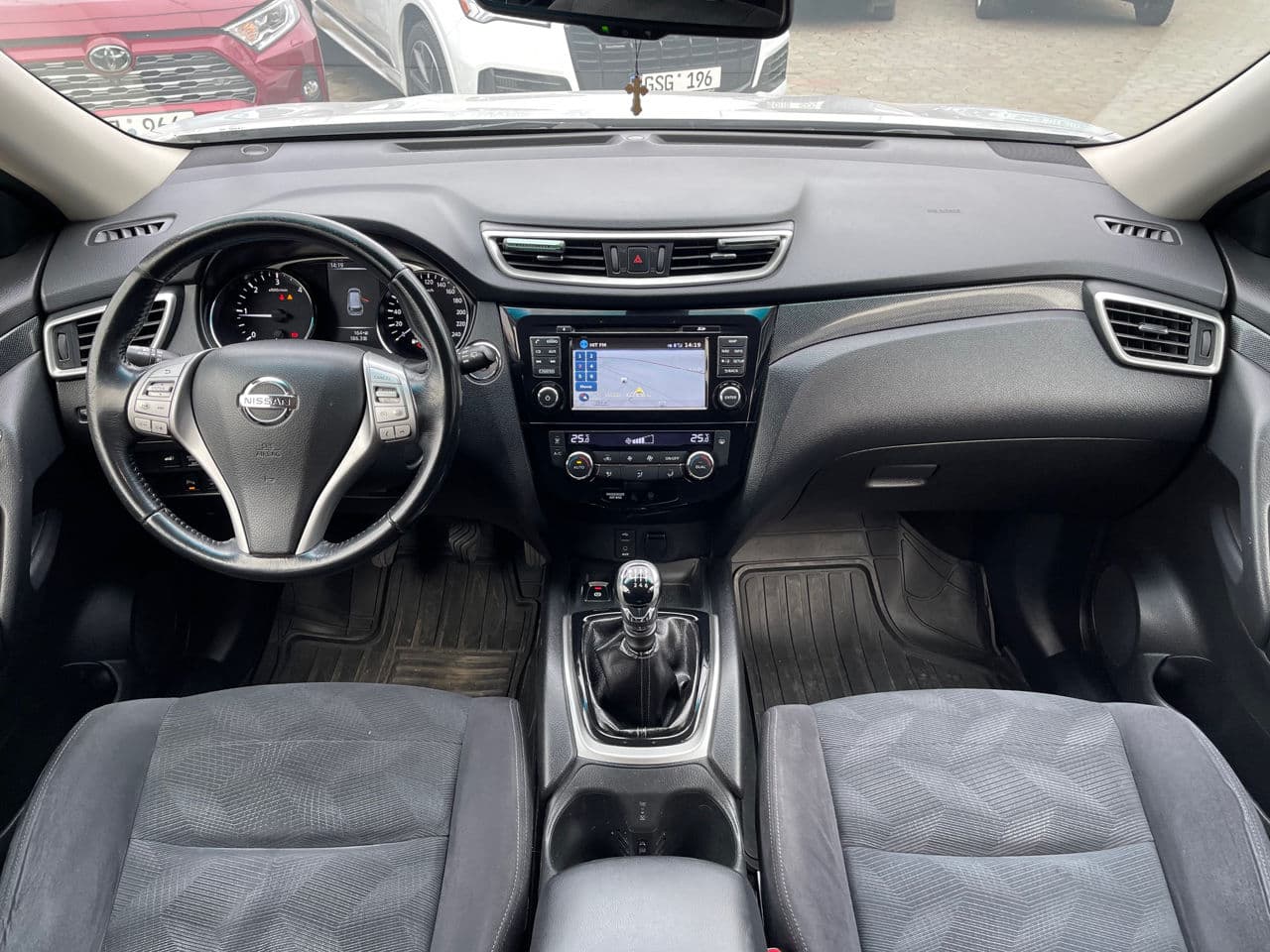 Nissan X-Trail 2015 — Миниатюра 7