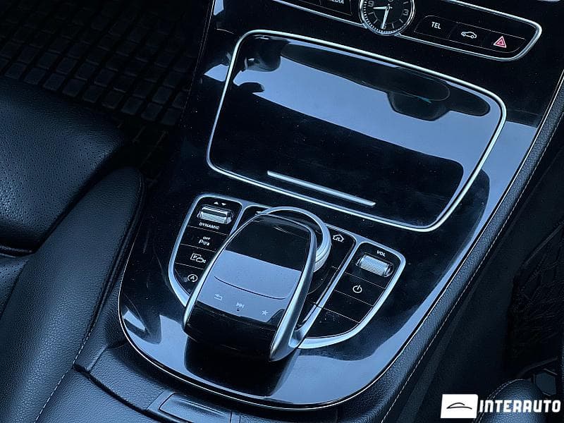 Mercedes E 220 2016 — Миниатюра 13