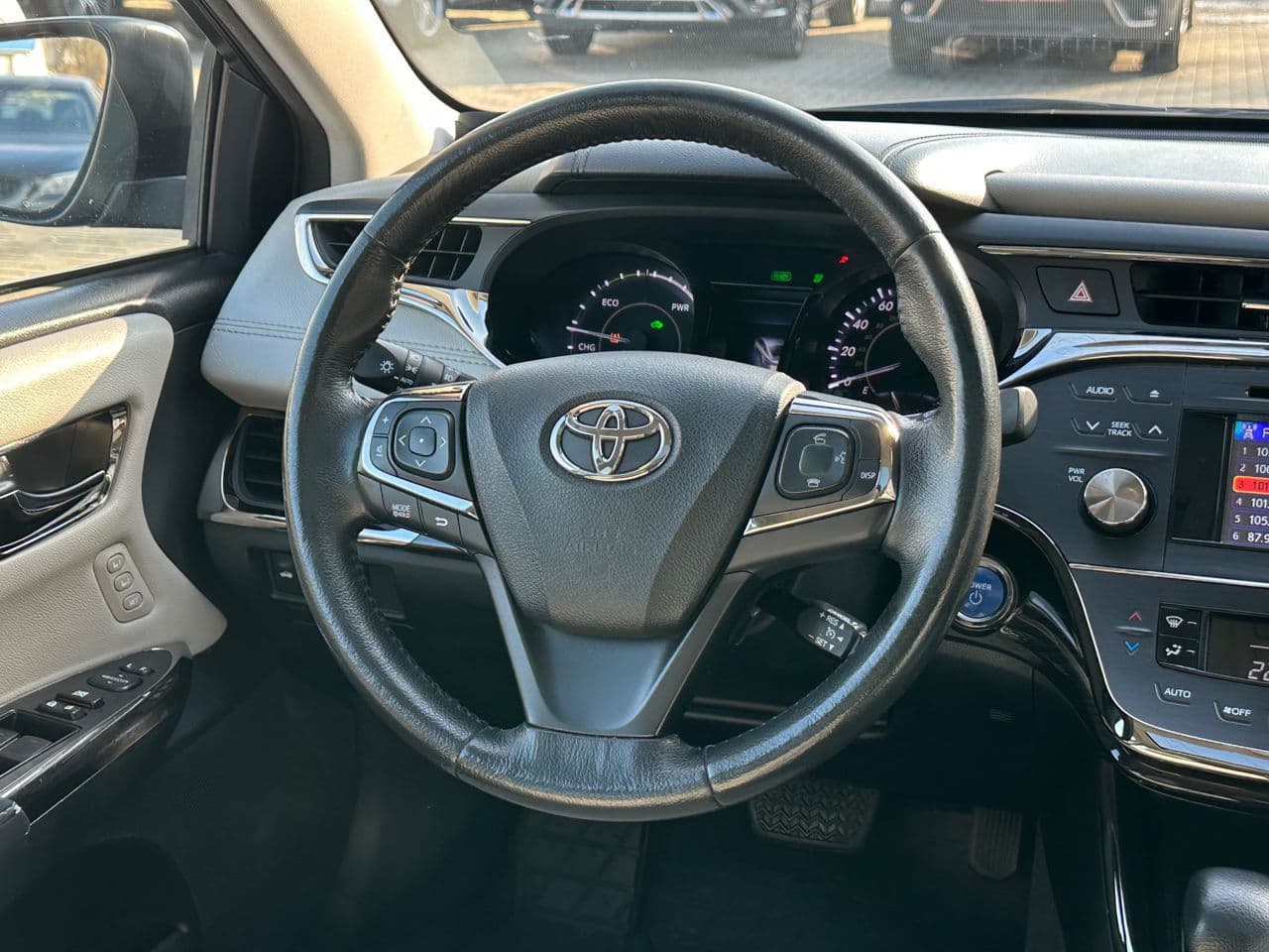 Toyota Avalon 2013 — Миниатюра 11