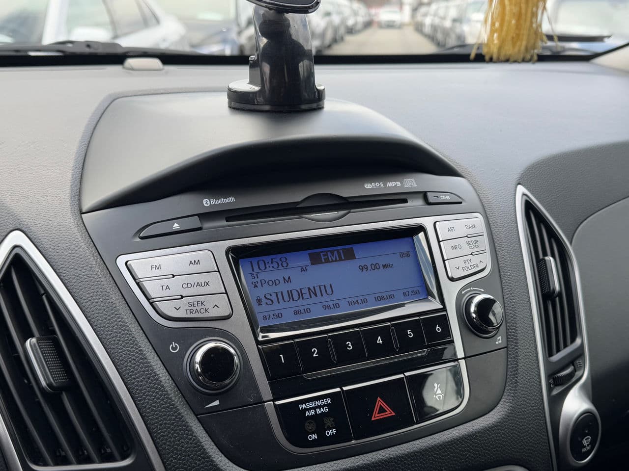 Hyundai ix35 2011 — Миниатюра 8