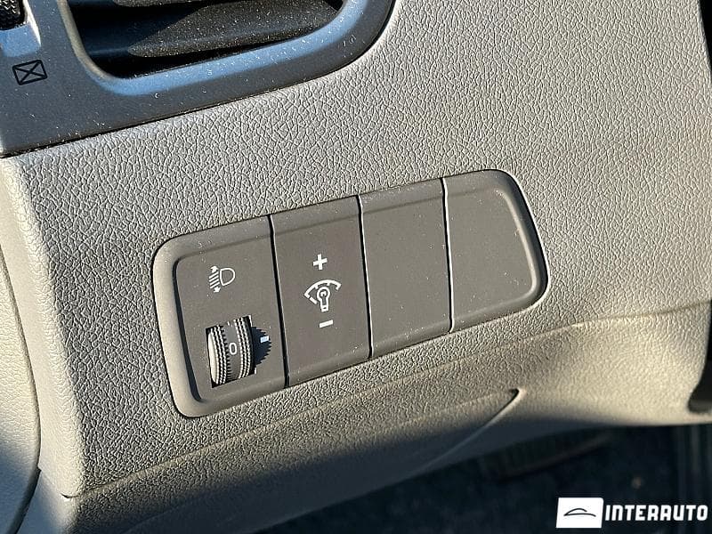 2012 Hyundai Elantra — Miniatură 12