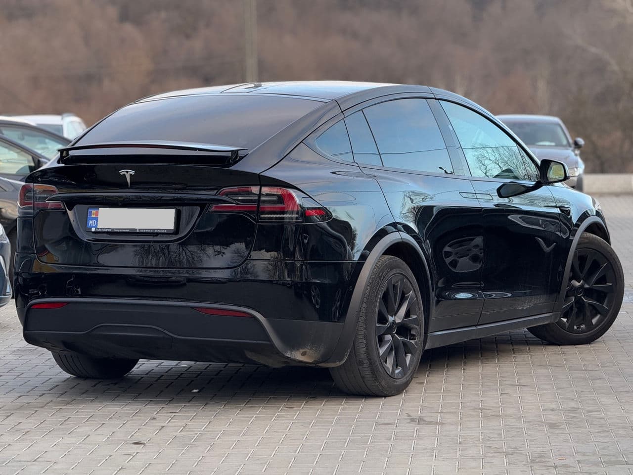 Tesla Model X 2022 — Миниатюра 3