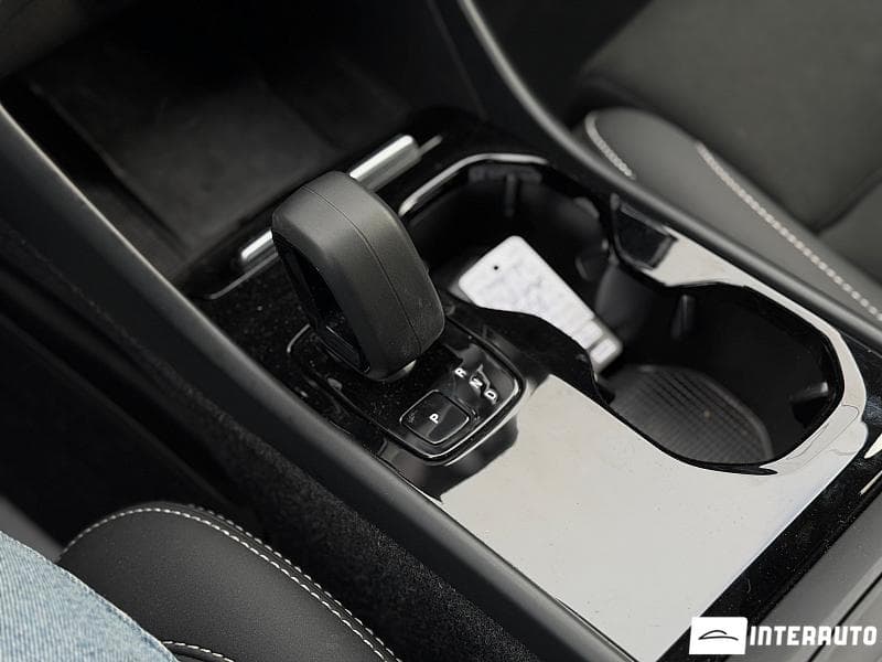Volvo XC 40 2021 — Миниатюра 19