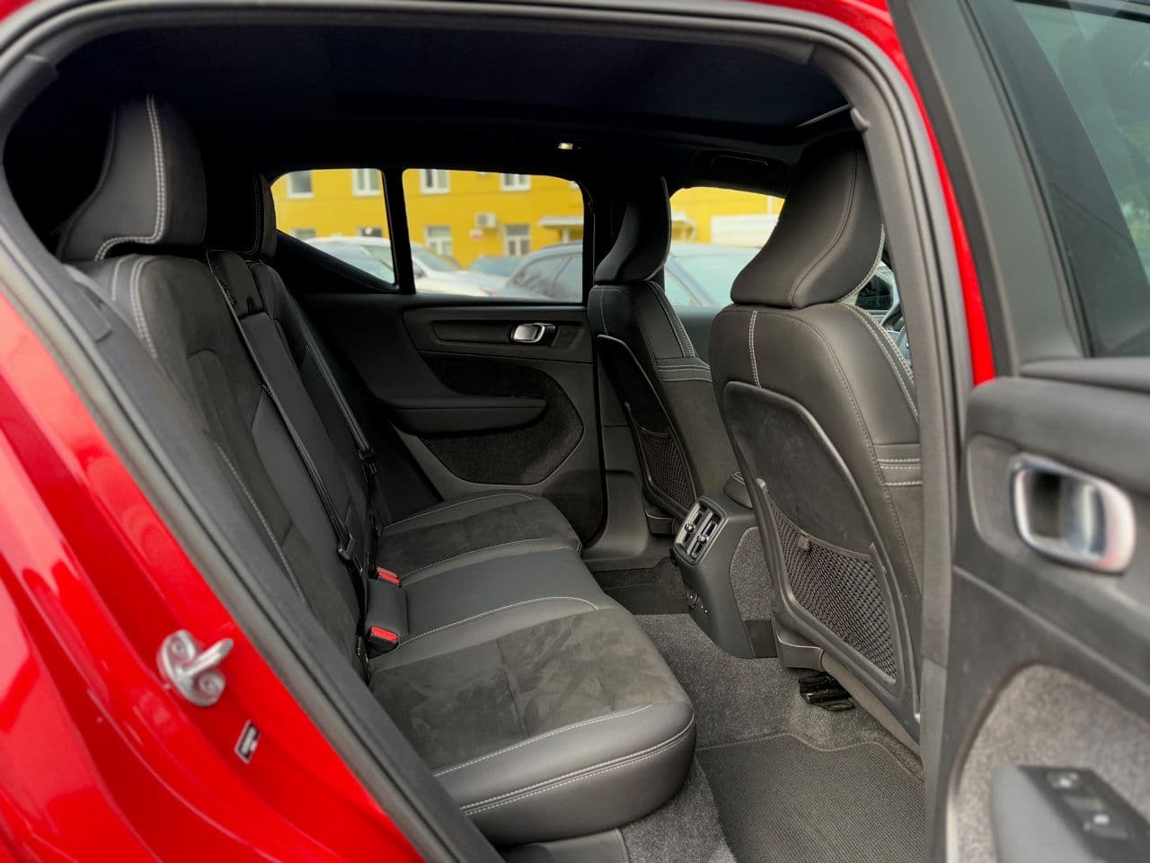 Volvo XC 40 2021 — Миниатюра 22