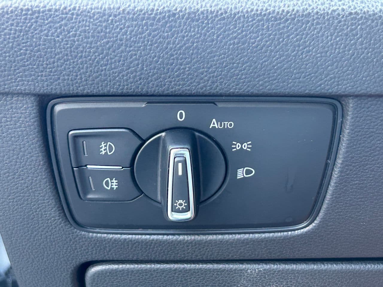 Volkswagen Passat 2019 — Миниатюра 9