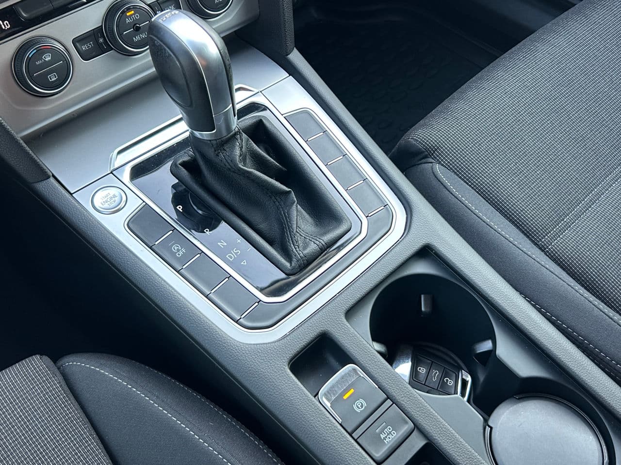Volkswagen Passat 2019 — Миниатюра 13