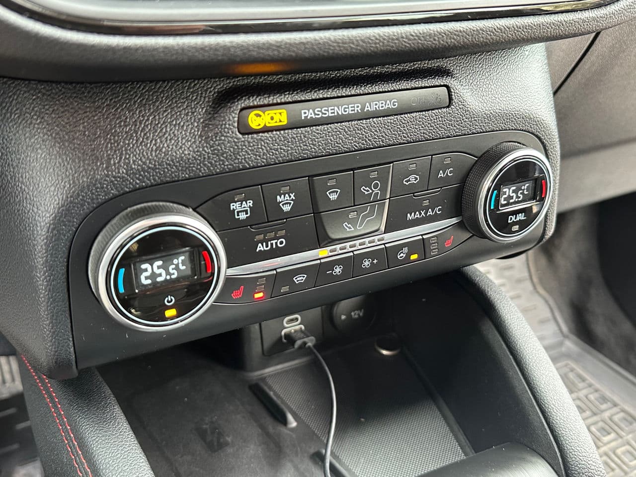 Ford Kuga 2022 — Миниатюра 15