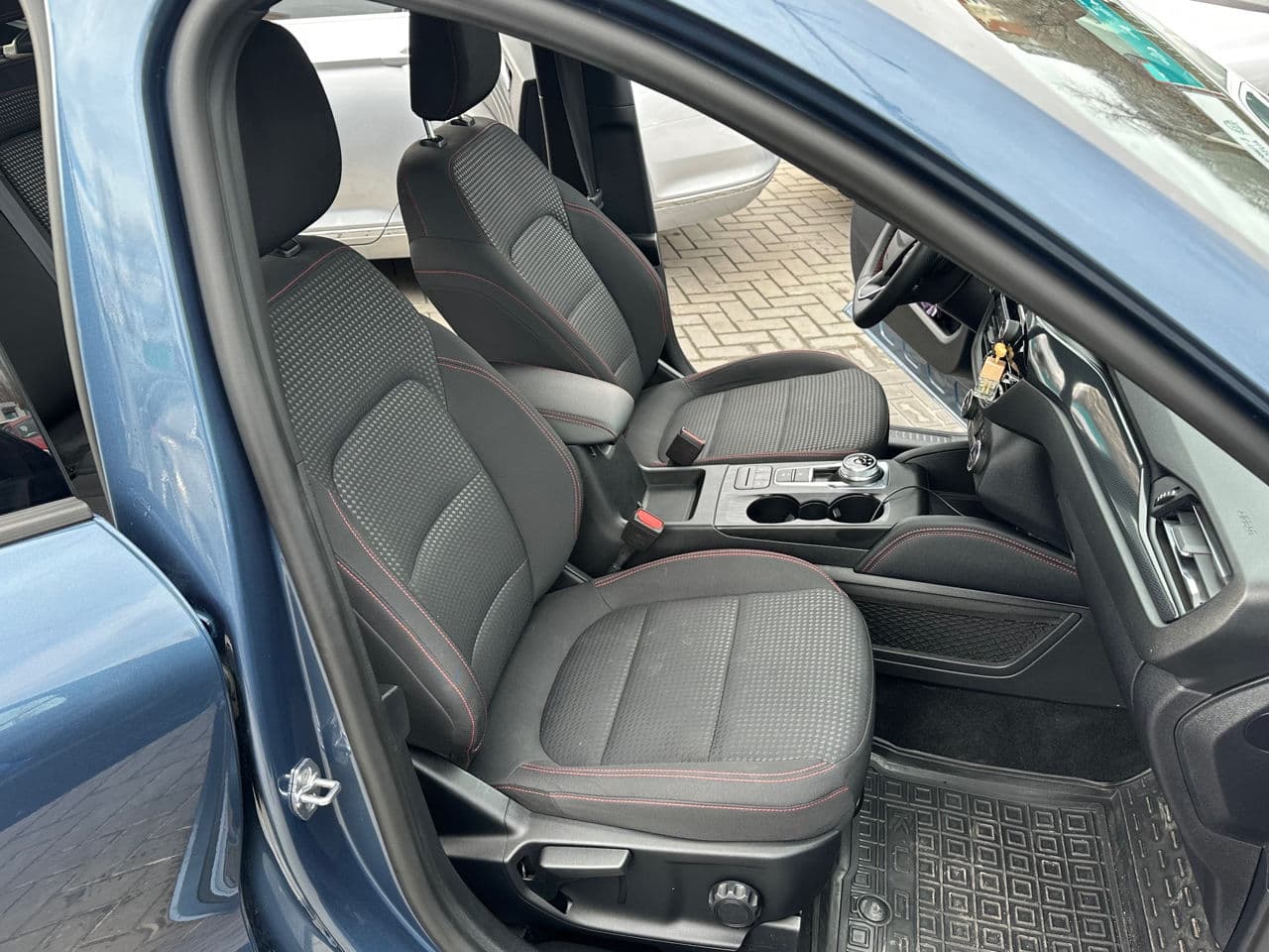 Ford Kuga 2022 — Миниатюра 6