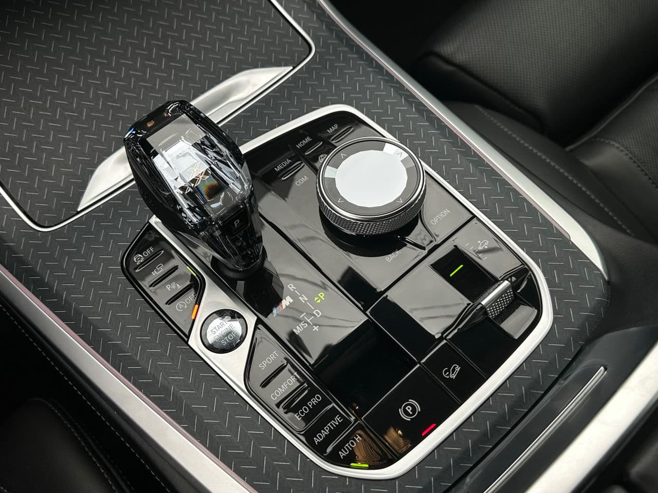 2021 BMW X5 M5.0D — Miniatură 20