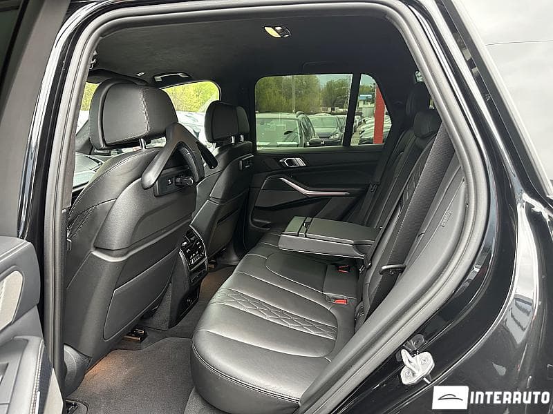 2021 BMW X5 M5.0D — Miniatură 23