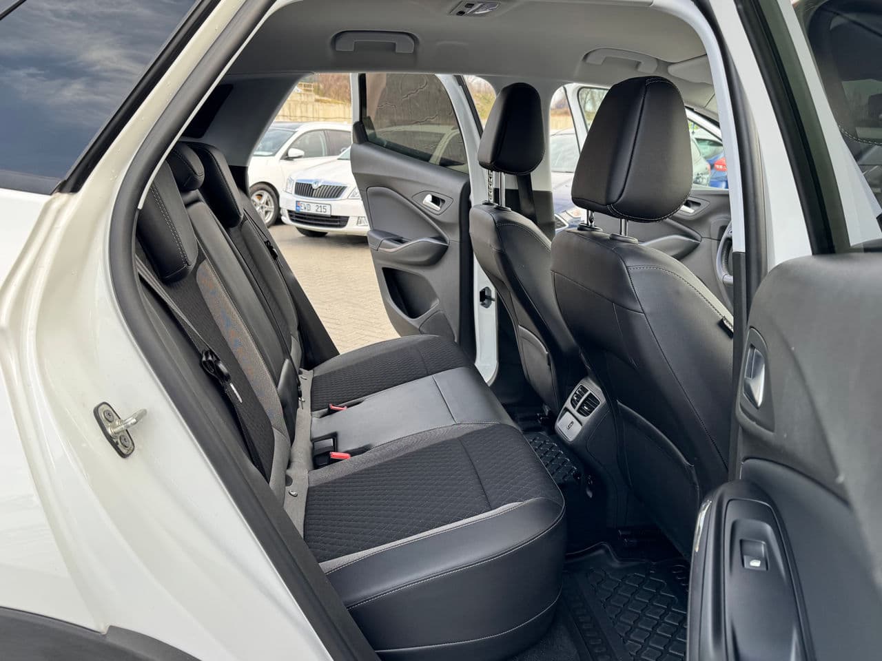 Opel Grandland X 2021 — Миниатюра 14