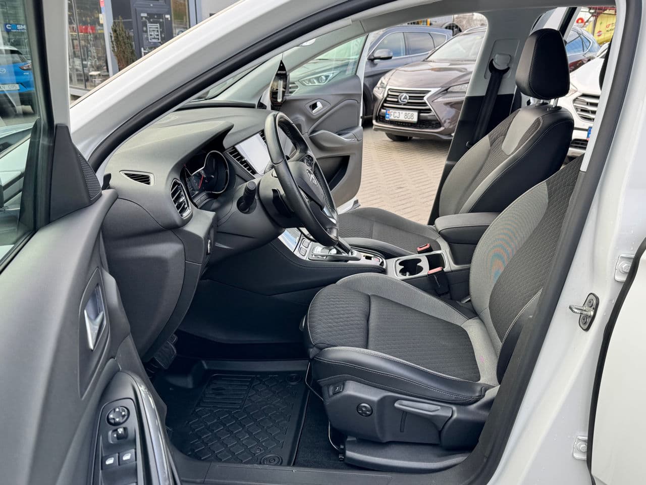 Opel Grandland X 2021 — Миниатюра 5