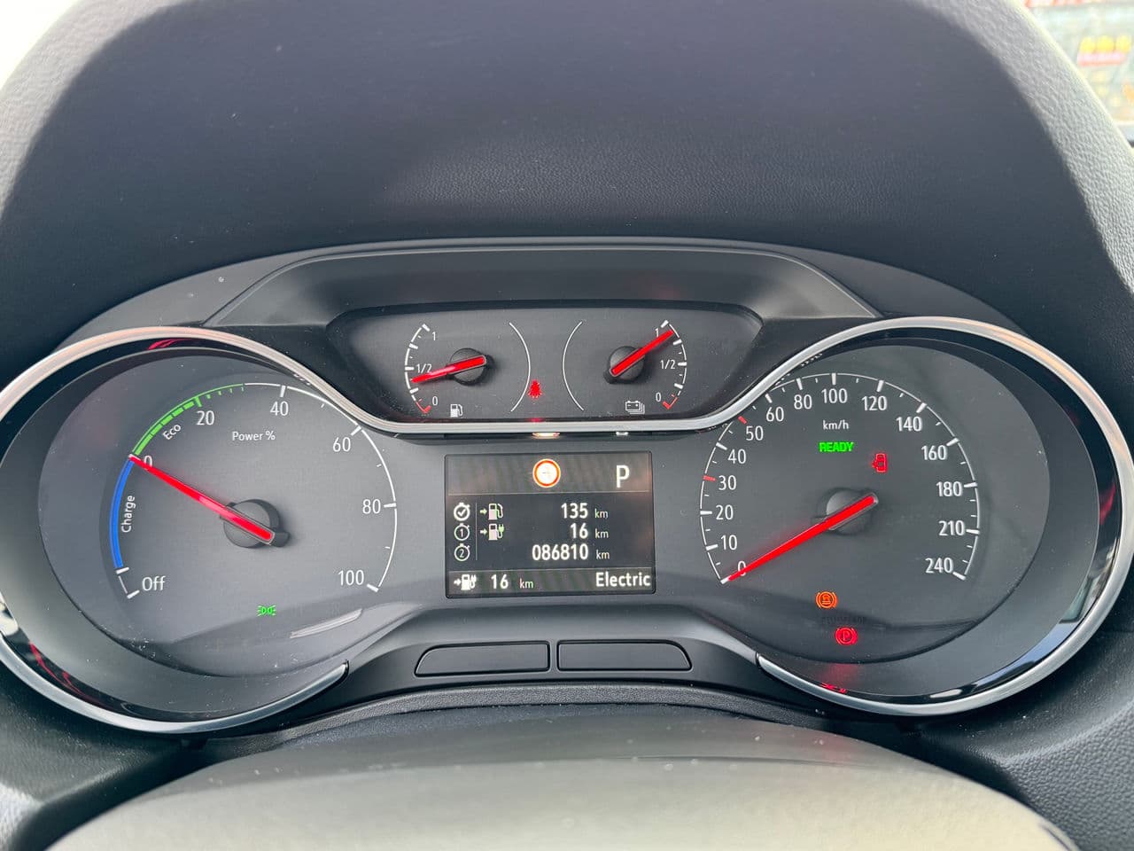Opel Grandland X 2021 — Миниатюра 8