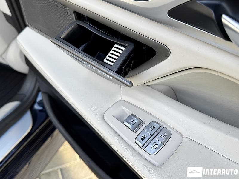 BMW 740e 2017 — Миниатюра 25
