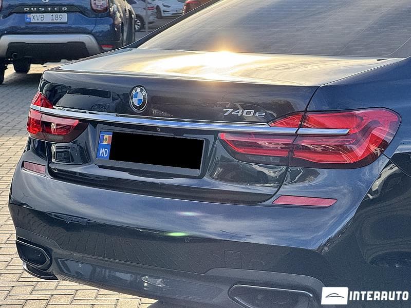 BMW 740e 2017 — Миниатюра 6