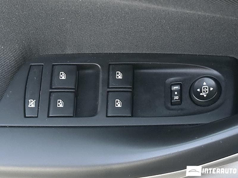 Opel Astra 2019 — Миниатюра 19