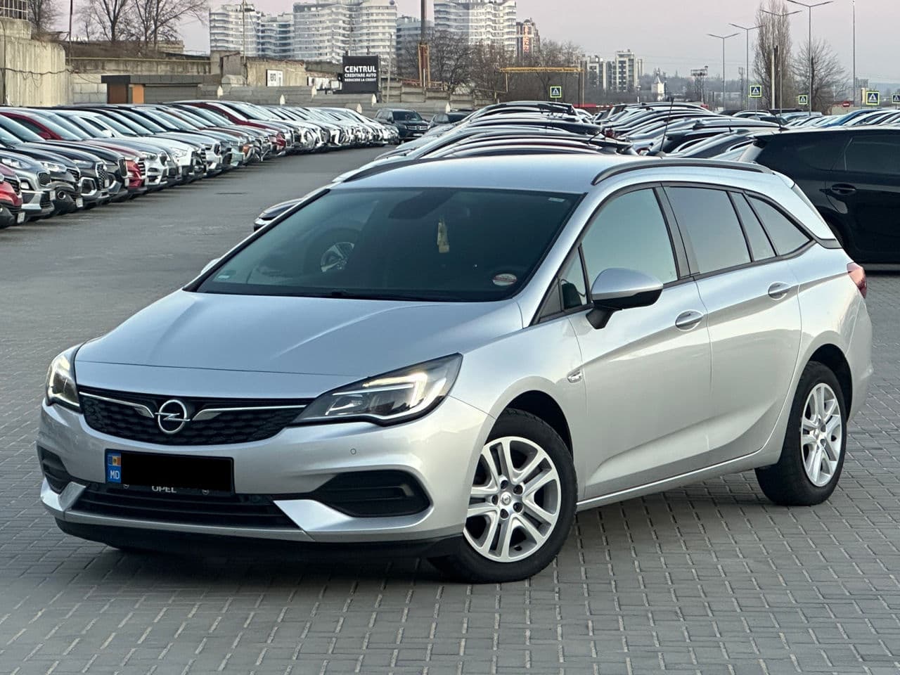 Opel Astra 2019 — Миниатюра 2