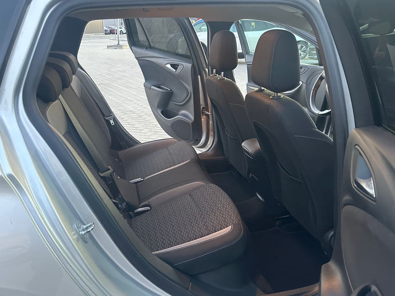 Opel Astra 2019 — Миниатюра 14