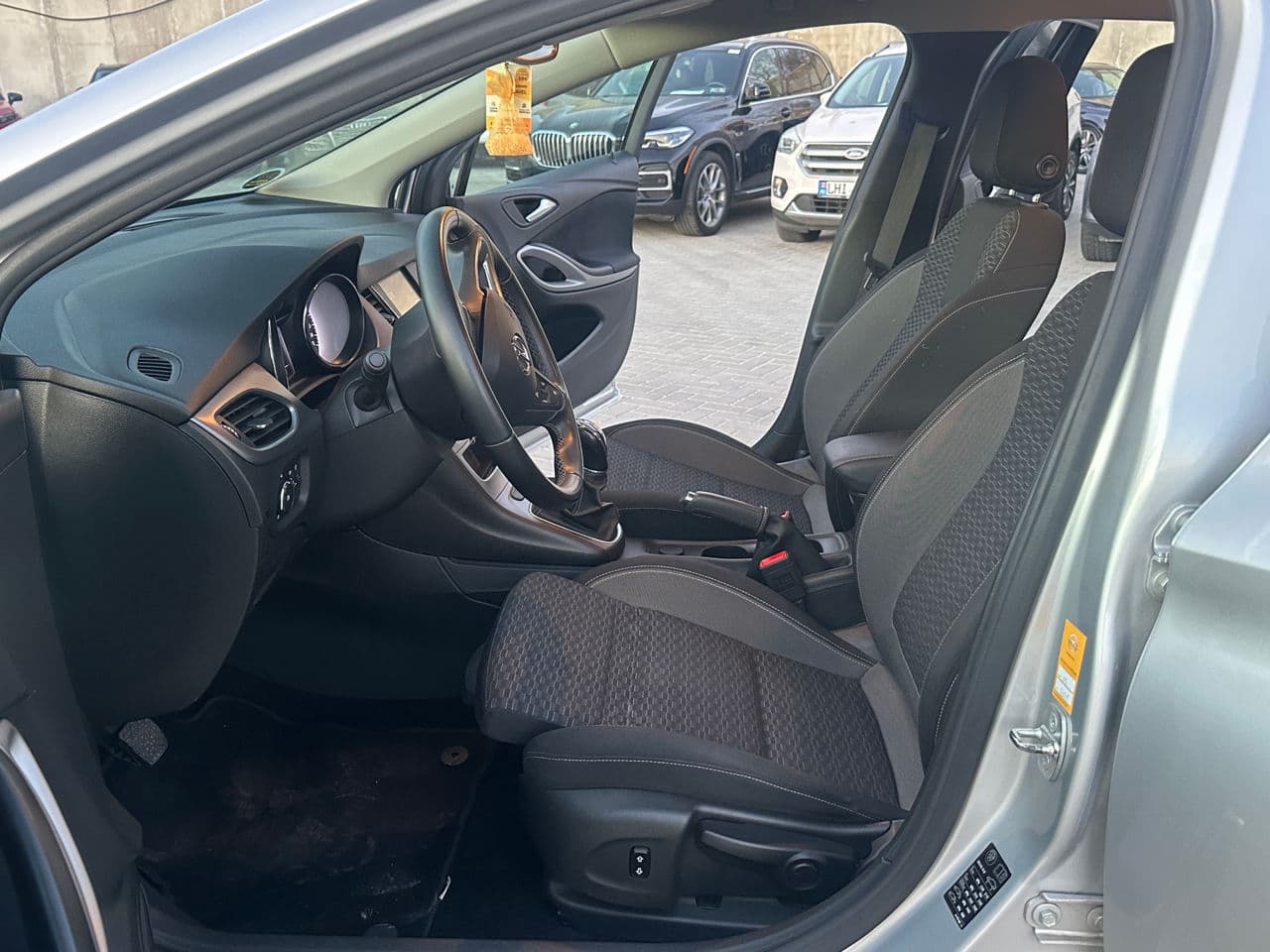 Opel Astra 2019 — Миниатюра 5