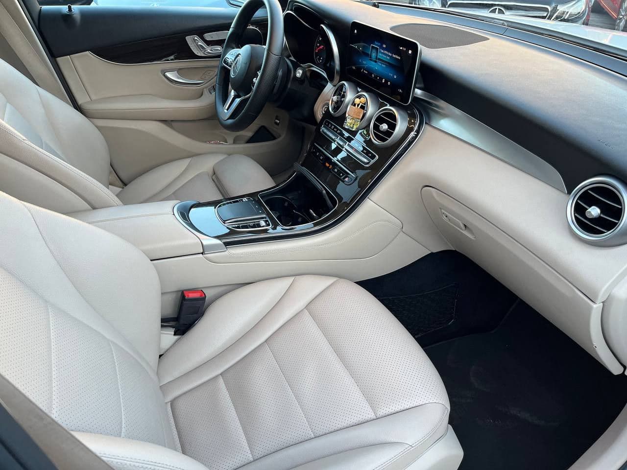 Mercedes GLC 300 2019 — Миниатюра 7