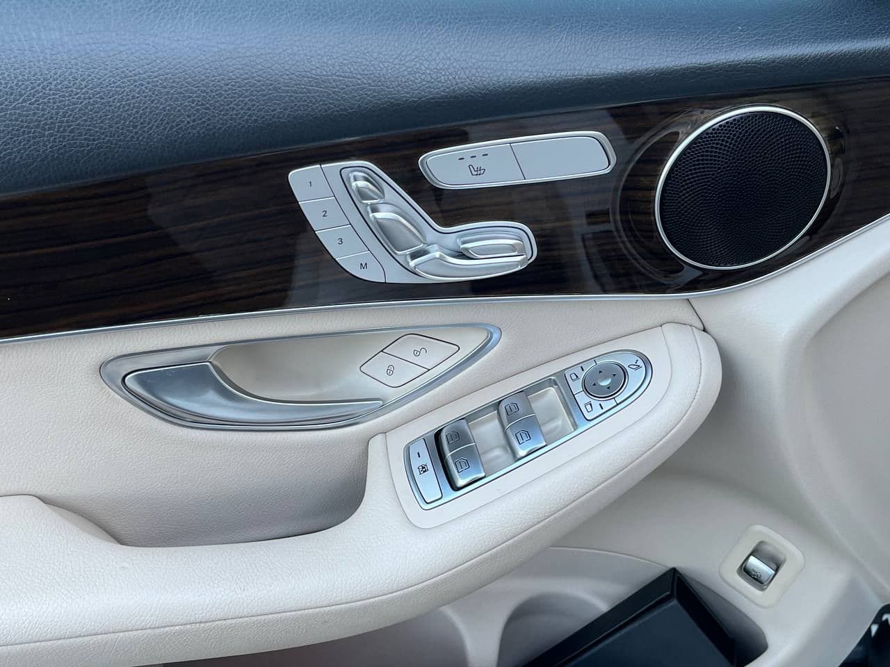 Mercedes GLC 300 2019 — Миниатюра 5