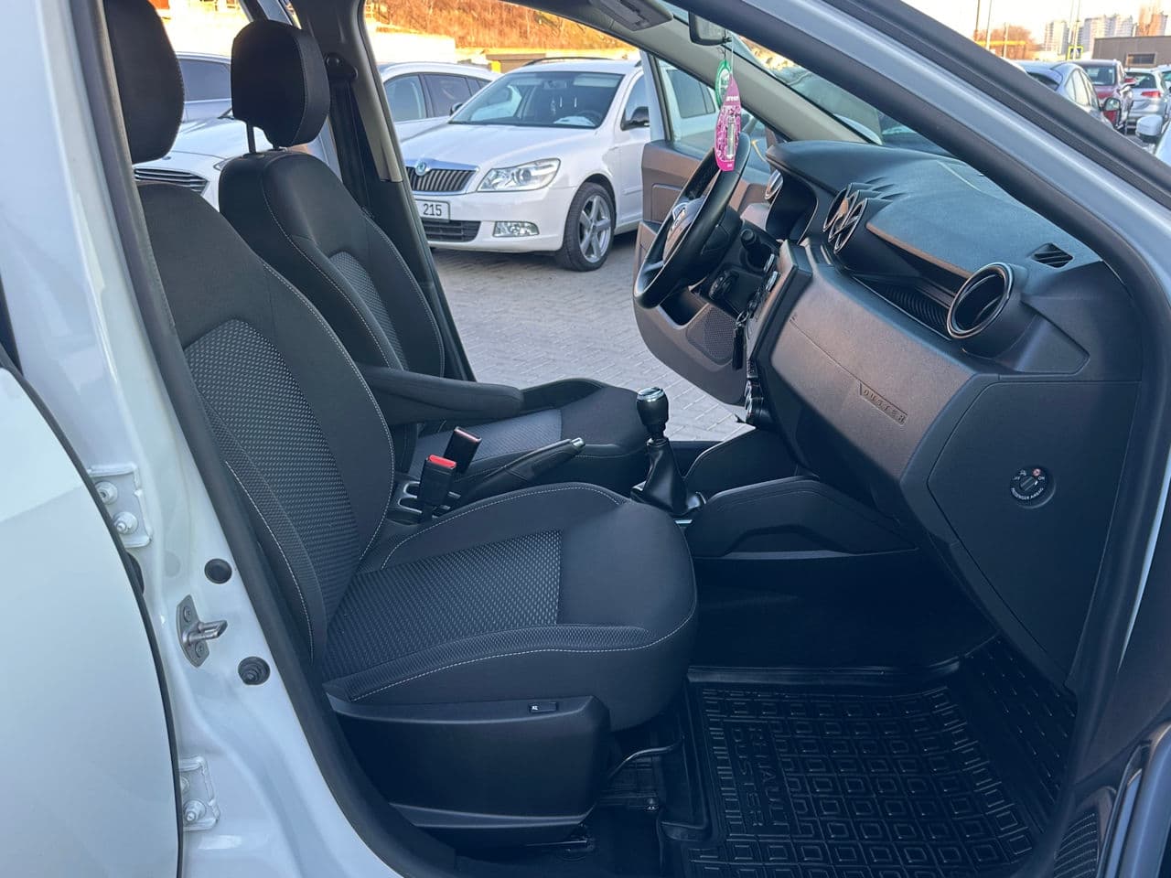 Dacia Duster 2019 — Миниатюра 15