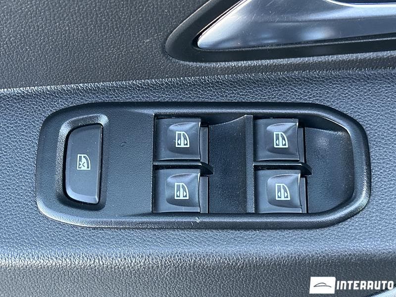 Dacia Duster 2019 — Миниатюра 17