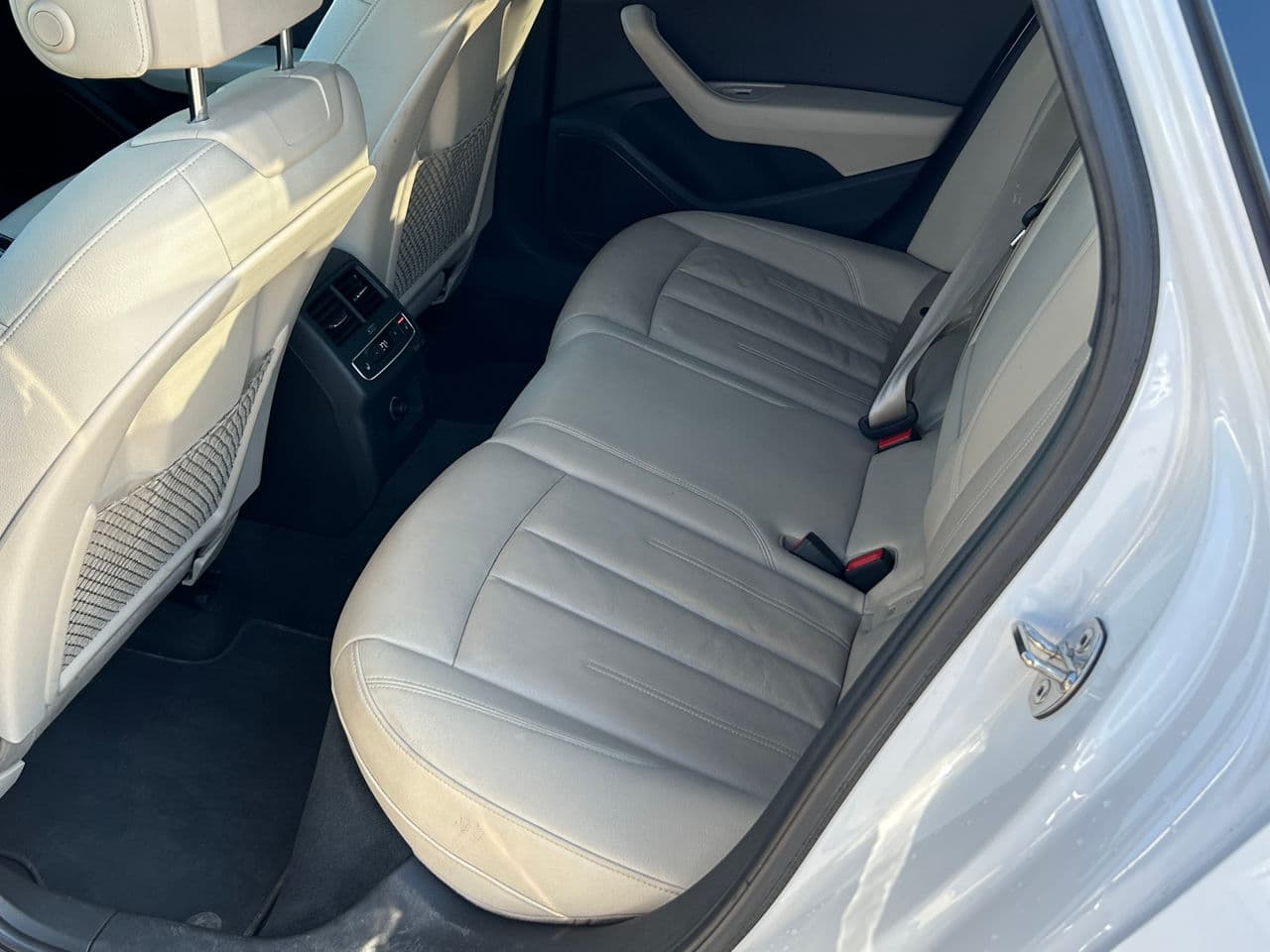 Audi A4 2016 — Миниатюра 18
