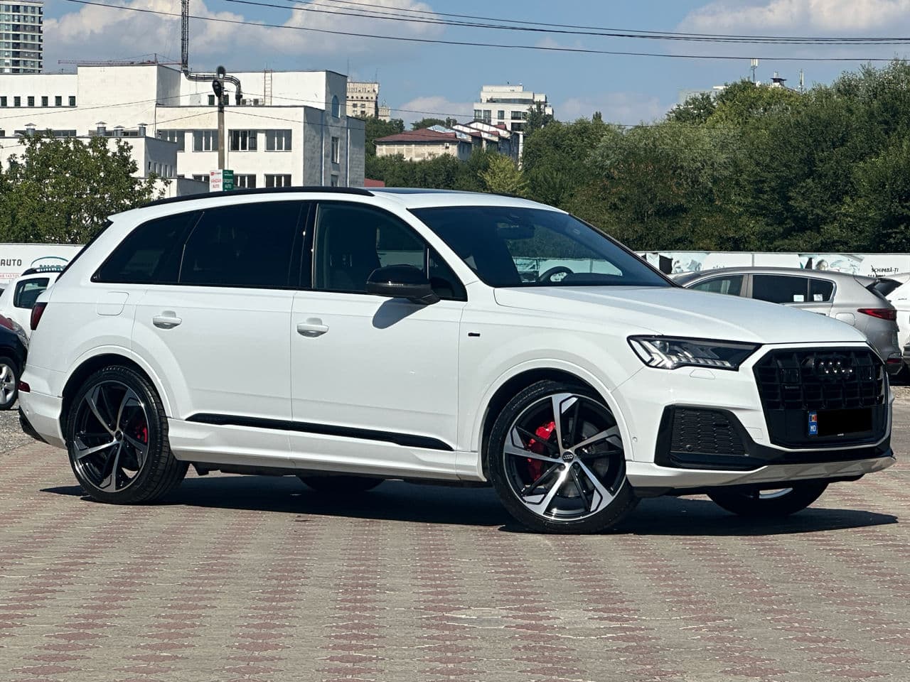 Audi Q7 2023 — Миниатюра 4