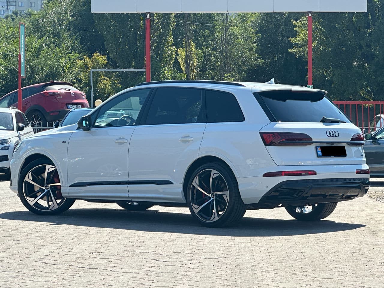 Audi Q7 2023 — Миниатюра 2