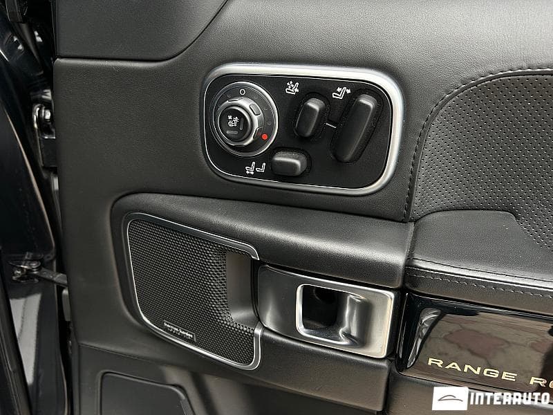 Land Rover Range Rover Vogue 2011 — Миниатюра 14