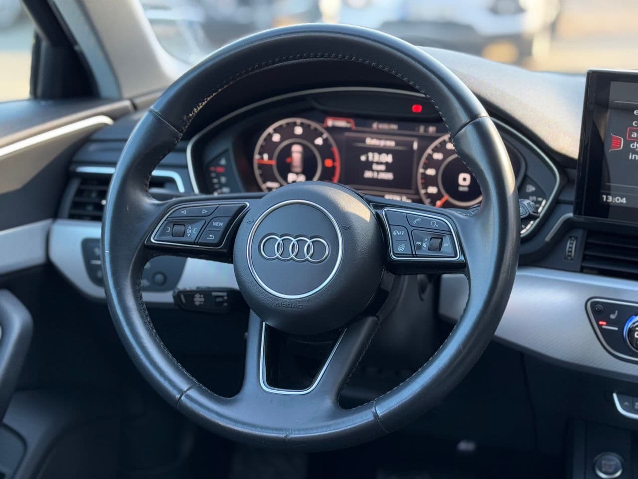 Audi A4 2018 — Миниатюра 12