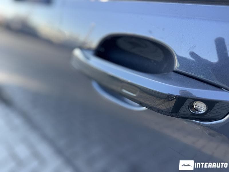 Audi A4 2018 — Миниатюра 7