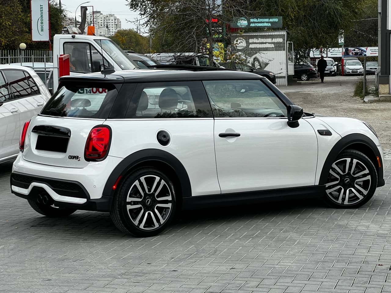 Mini Cooper S 2023 — Миниатюра 2